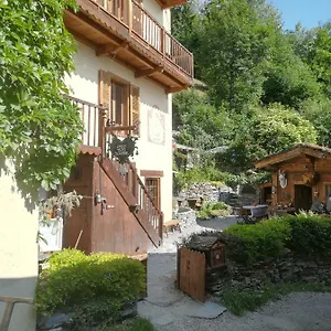  Couette-café Chalet Bois D'antan